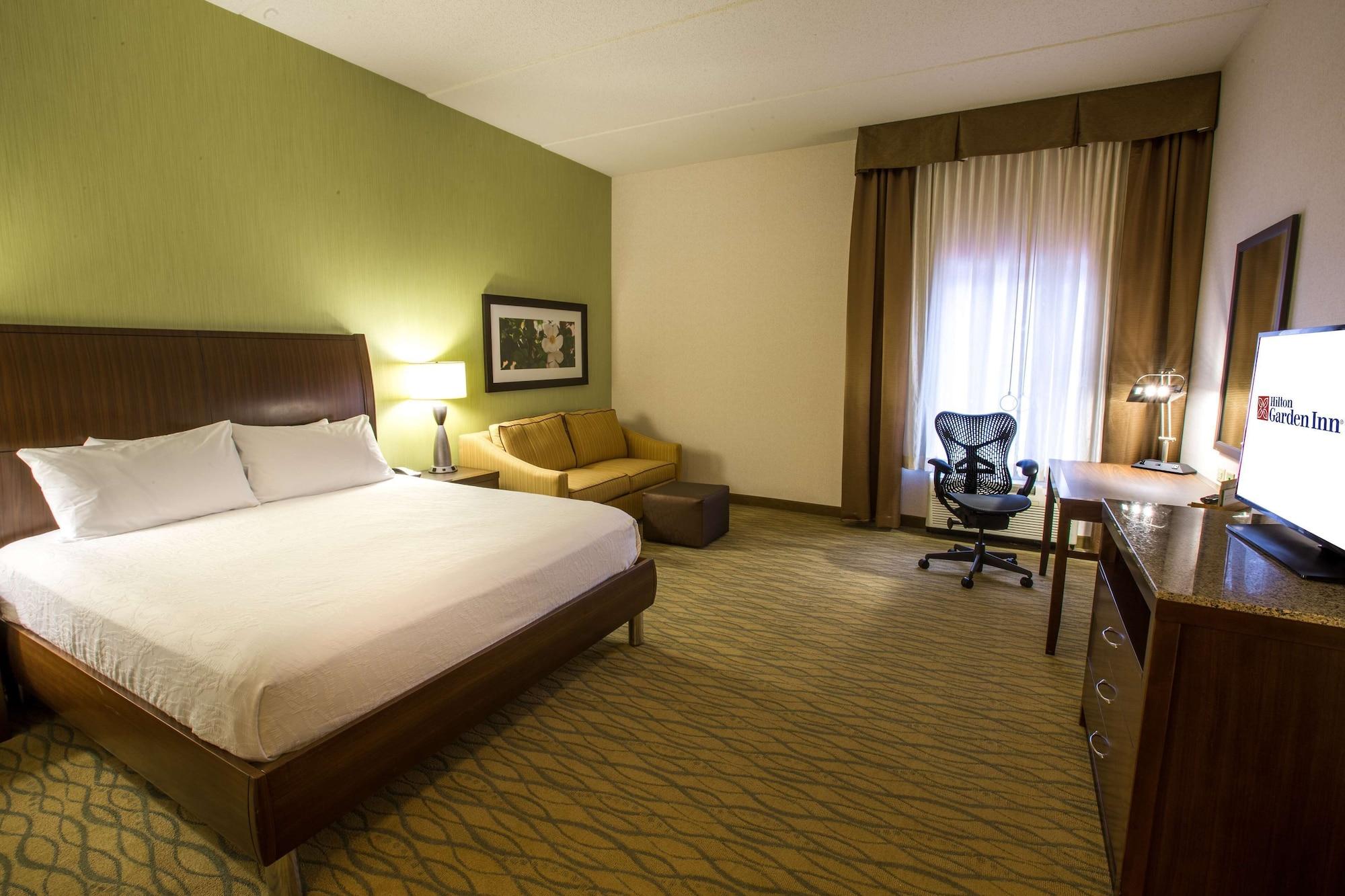 Hilton Garden Inn State College Exterior photo