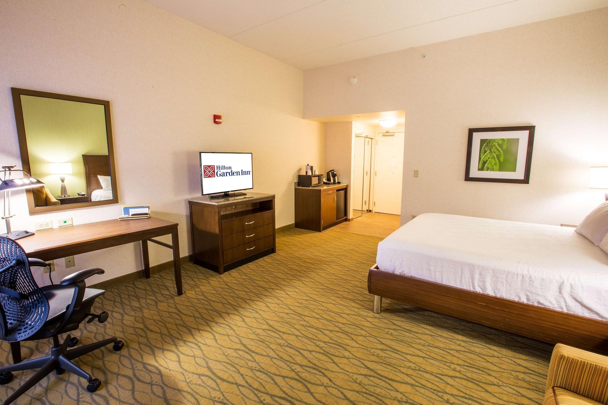 Hilton Garden Inn State College Exterior photo
