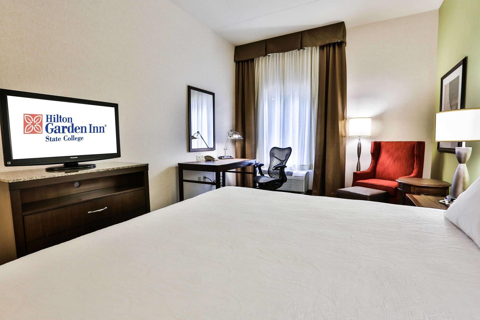 Hilton Garden Inn State College Exterior photo