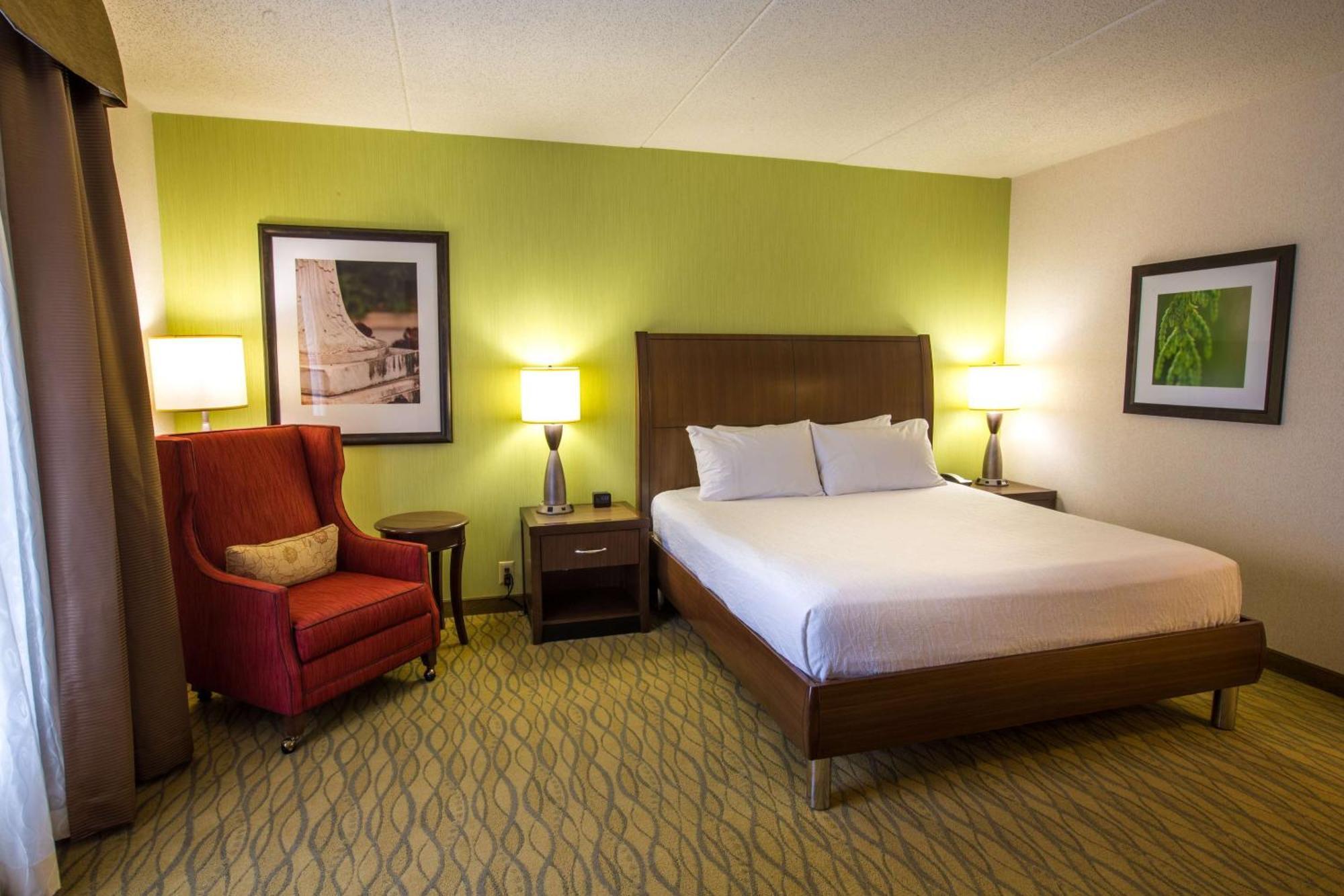 Hilton Garden Inn State College Exterior photo