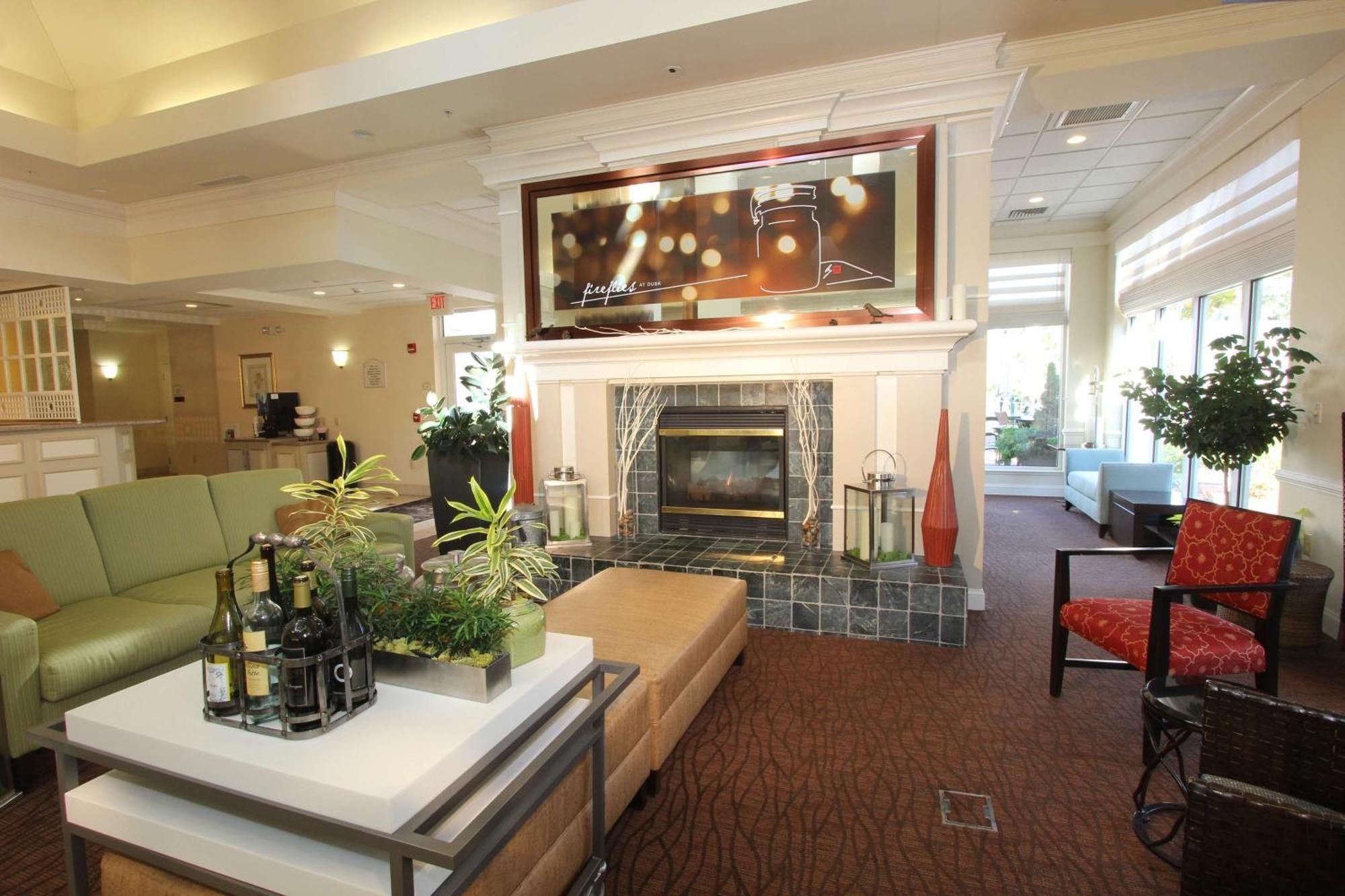 Hilton Garden Inn State College Exterior photo
